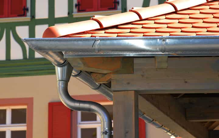 Long lasting steel gutters installation in Oklahoma City