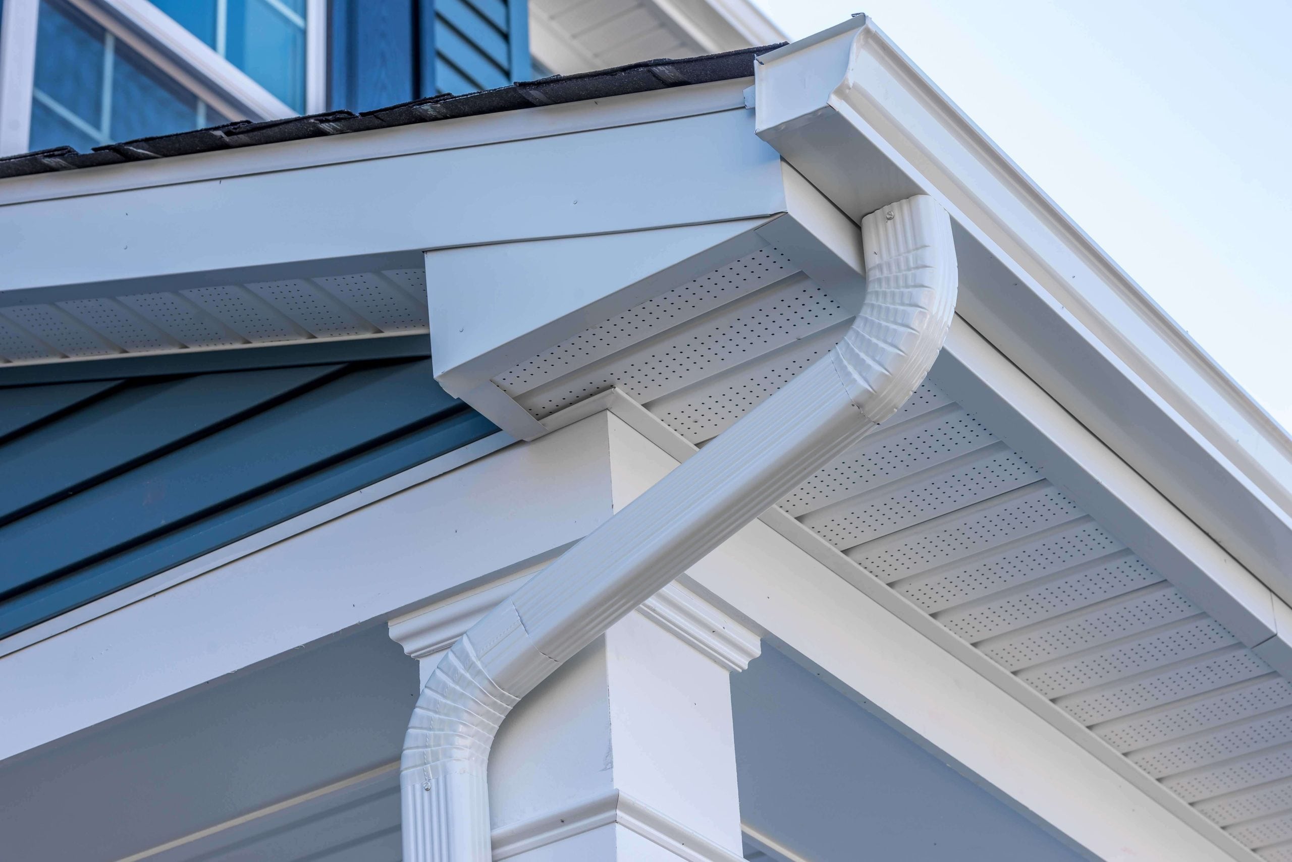 Cheap and durable vinyl gutters installation in Oklahoma City